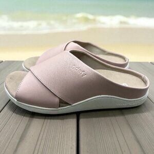 Gravity Defyer G-Defy Taupe Veltal Sandal - Size 9 M